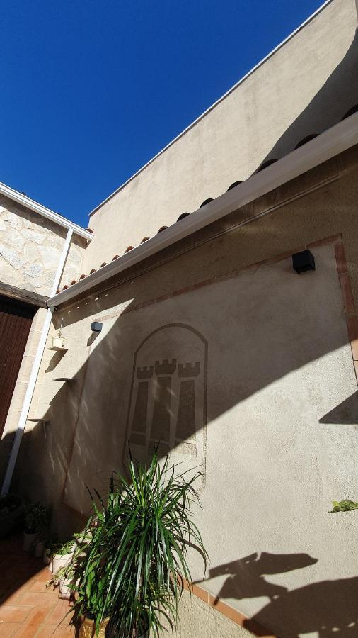 Tres Torres Apartamento Turistico Almoharin Exterior foto